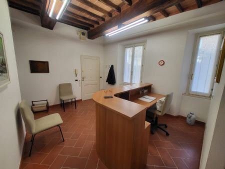For Sale Apartment SIENA, OLD CITY CENTER. A lovely apartment for sale located on one of the most desirable streets in...
